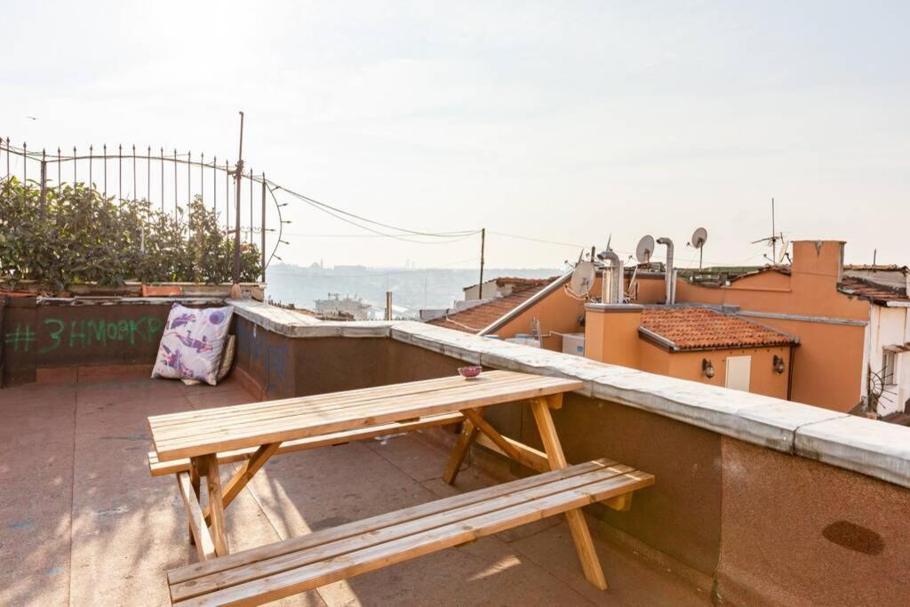 Sincere Istanbul Experience In Galata Area. Appartement Buitenkant foto