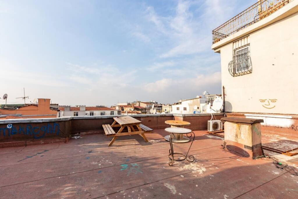 Sincere Istanbul Experience In Galata Area. Appartement Buitenkant foto